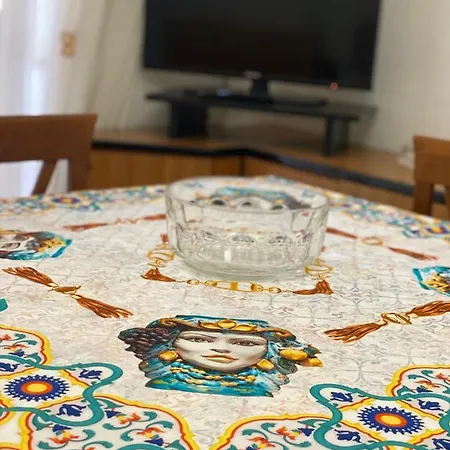 Beddra Lu Suli, Lu Mari E Lu Ventu Marsala