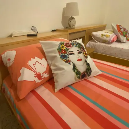 Beddra Lu Suli, Lu Mari E Lu Ventu Apartment *